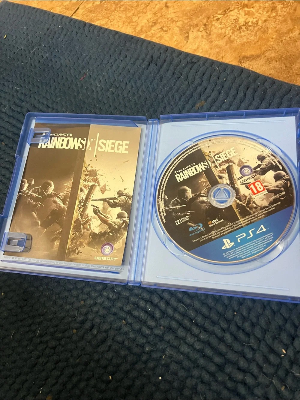 Tom Clancy's Rainbow Six Siege PS4 Game - - Blue Case